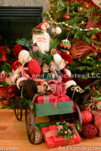 2142-Christmas decoration room and Santa