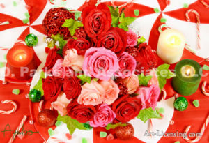 5084-Christmas Red and Pink Roses Bouquet