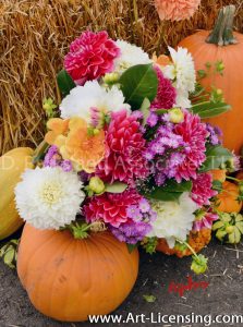 2543S-Dahlias Bouquet and Pumpkins