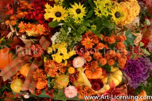 3255S-Cabbage Flower-Mums-Nanfdina domestica berries-Maple Leaves-Autumn setting